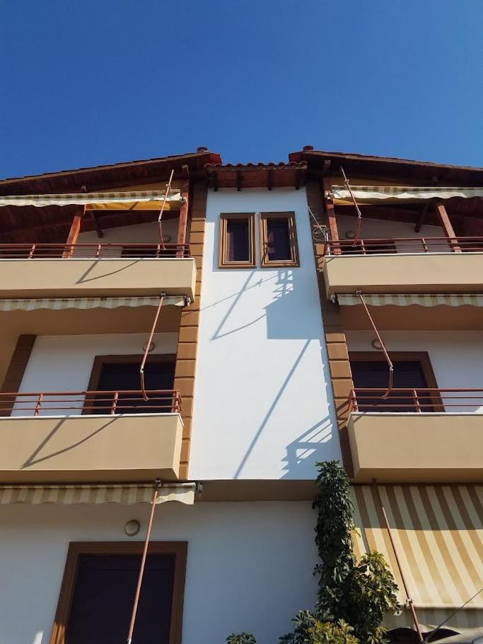 Vila Toskaj فلورا المظهر الخارجي الصورة